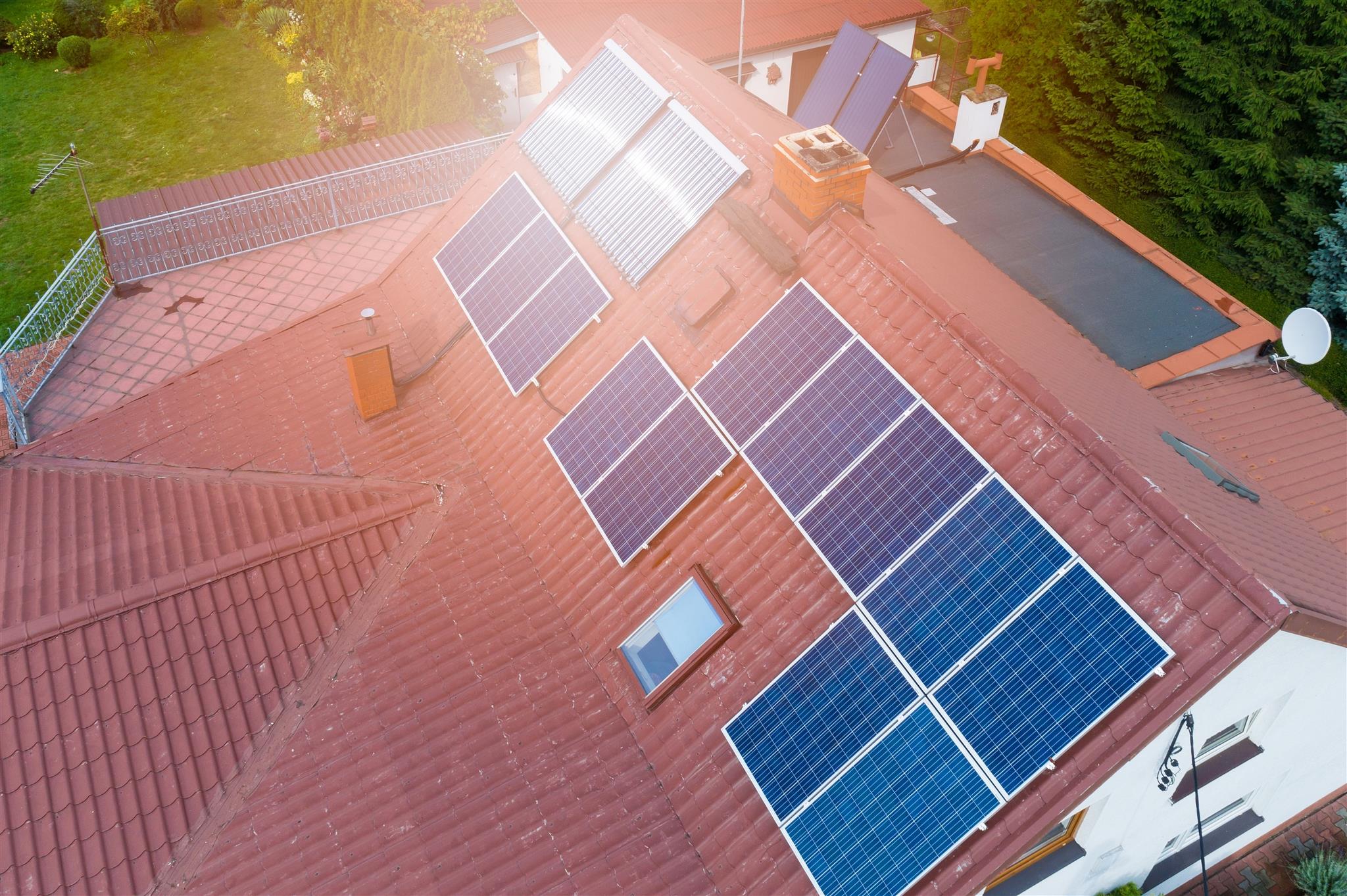 Geração-Distribuída-de-Energia-Solar-no-Brasil-_-de-0-a-150-MW-em-5-Anos.jpg